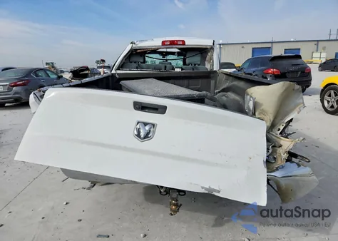 2019 Ram 1500 Classic Tradesman z USA, uszkodzony, nr VIN 1C6RR6FG9KS630392